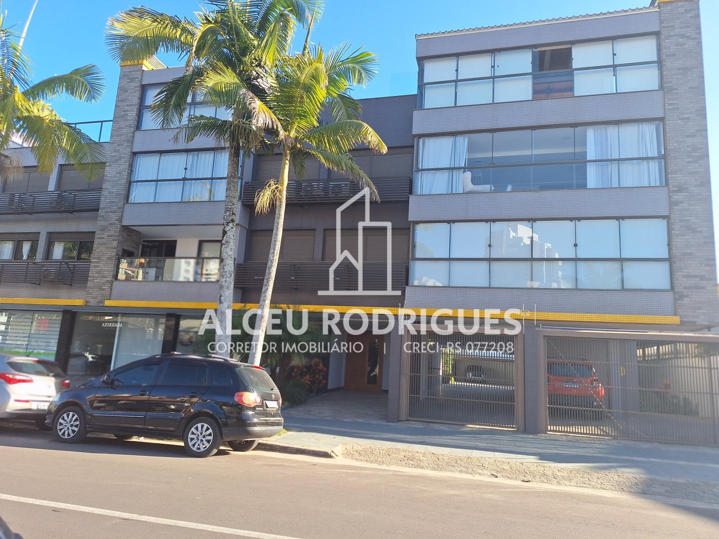 Cobertura com suíte em frente a Lagoa do Violão